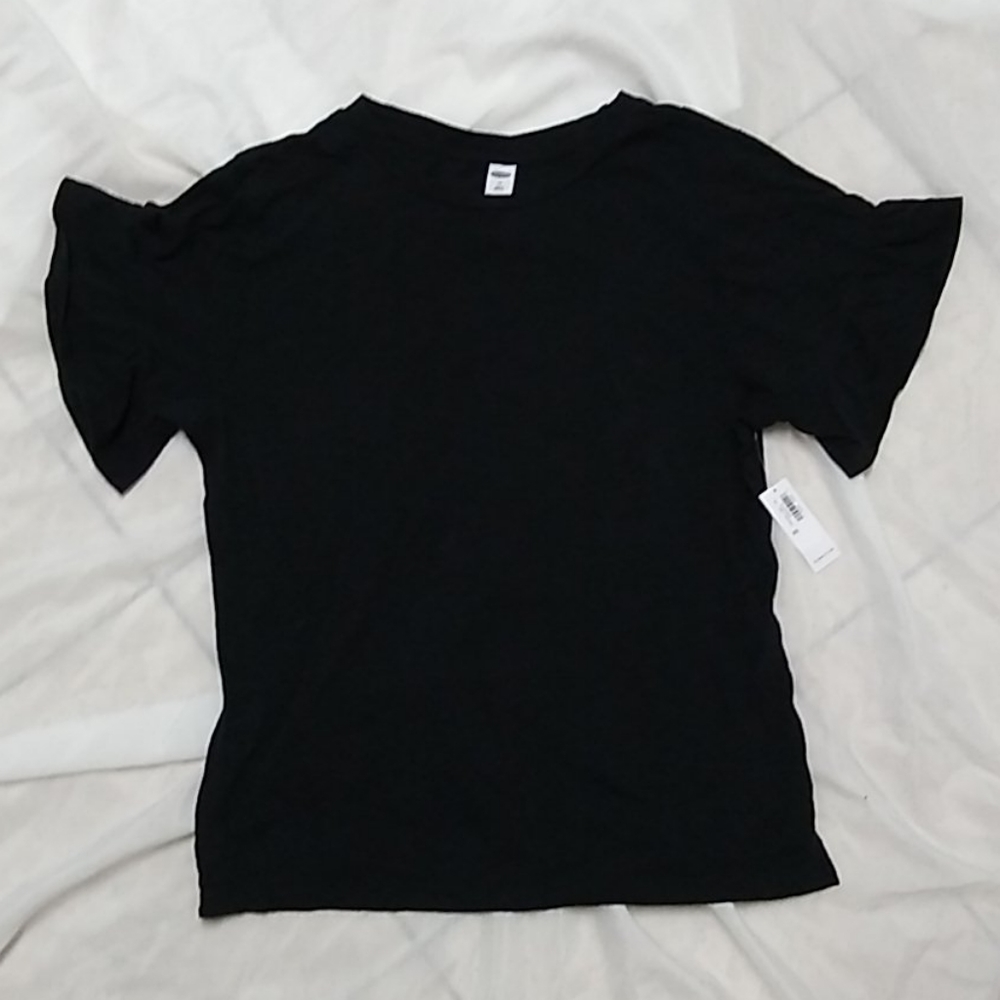 NWT black t-shirt with sleeve ruffle
